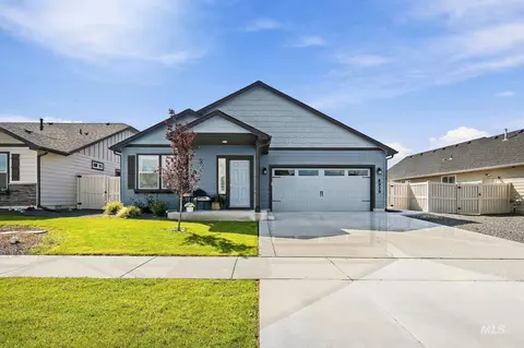 Exterior - 4939 E Patchwork Dr, Nampa, ID 83686 photo 5 of 18
