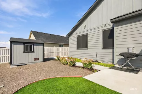 Exterior - 4939 E Patchwork Dr, Nampa, ID 83686 photo 10 of 18