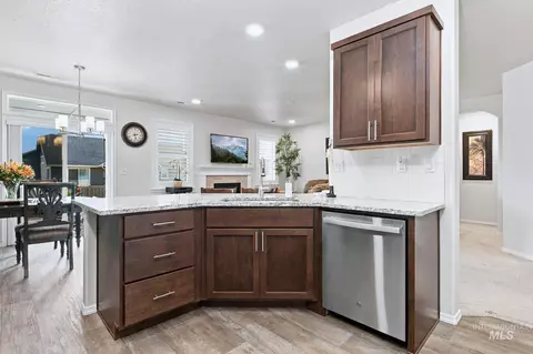 Kitchen - 4939 E Patchwork Dr, Nampa, ID 83686 photo 6 of 6
