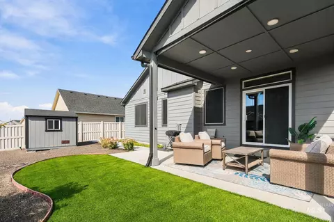 Exterior - 4939 E Patchwork Dr, Nampa, ID 83686 photo 8 of 18