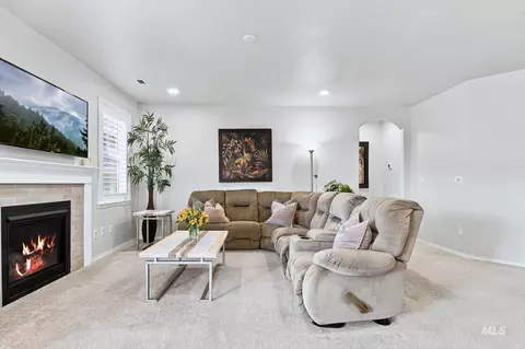 Other - 4939 E Patchwork Dr, Nampa, ID 83686 photo 2 of 12