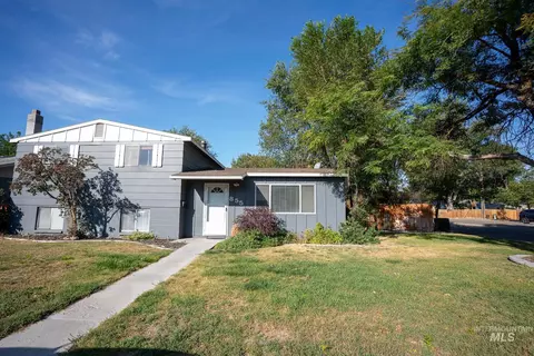 Exterior - 855 W St S, Vale, OR 97918 photo 12 of 12