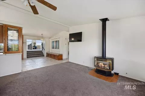 Living - 583 E 300 S, Jerome, ID 83338 photo 1 of 1