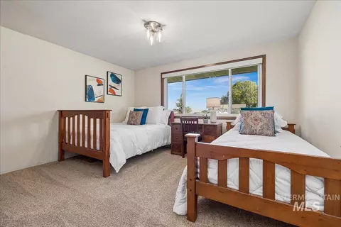 Bedroom - 16227 S Kimball Ave, Caldwell, ID 83607 photo 3 of 4