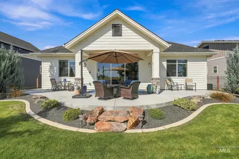 Exterior - 7829 W Corinthia St, Eagle, ID 83616 photo 5 of 6