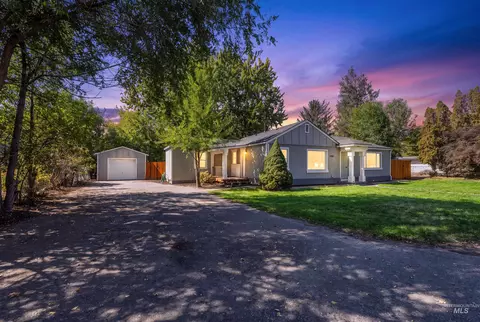 3301 N 39th St, Boise, ID 83703