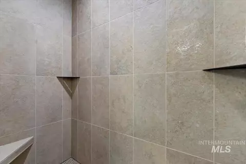 Bath - 3878 W Spring House Ln, Eagle, ID 83616 photo 3 of 4