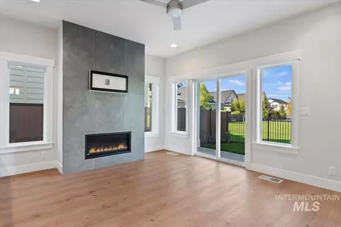 Living - 3878 W Spring House Ln, Eagle, ID 83616 photo 1 of 2