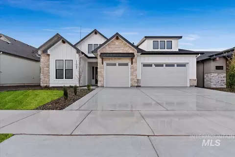 5866 W Calvay St, Eagle, ID 83616