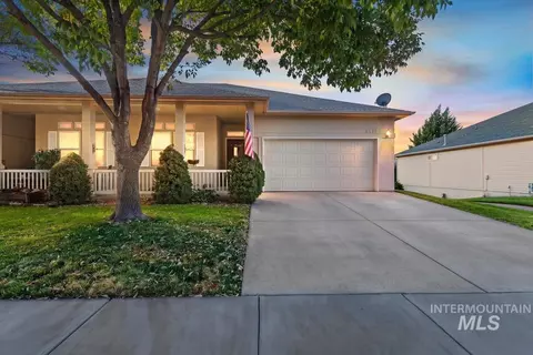8883 W Dulcimer St, Boise, ID 83709