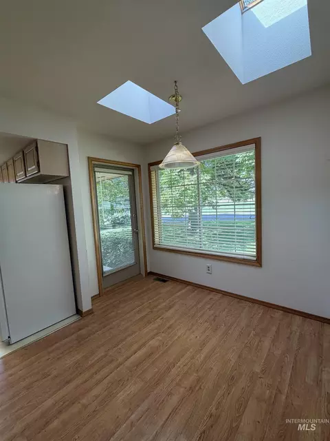 Dining - 1865 Fairview St, Weiser, ID 83672 photo 1 of 1