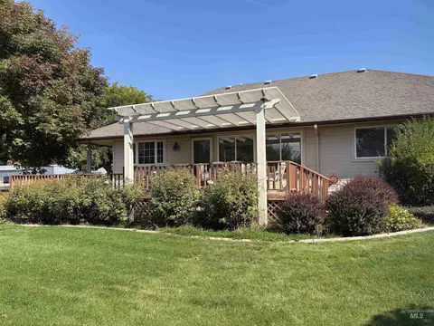 Exterior - 1865 Fairview St, Weiser, ID 83672 photo 12 of 13