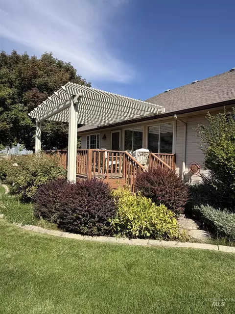 Exterior - 1865 Fairview St, Weiser, ID 83672 photo 8 of 13