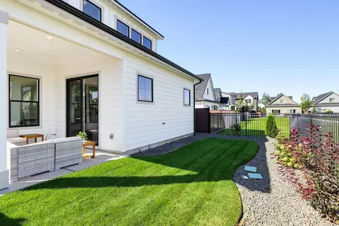 Exterior - 3842 W Spring House Ln, Eagle, ID 83616 photo 5 of 6