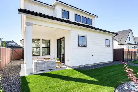 Exterior - 3842 W Spring House Ln, Eagle, ID 83616 photo 4 of 6