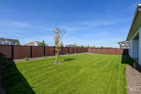 Exterior - 2573 N Morehouse Ave, Eagle, ID 83616 photo 6 of 6