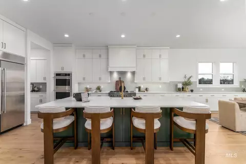 Kitchen - 6800 W Flathead Lake St, Eagle, ID 83616 photo 1 of 2