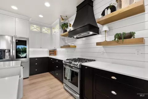 Kitchen - 719 Midnight Sun Loop, Twin Falls, ID 83301 photo 2 of 3