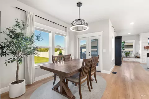 Dining - 719 Midnight Sun Loop, Twin Falls, ID 83301 photo 2 of 2