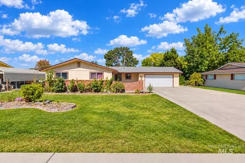520 W Dakota Ave, Nampa, ID 83686
