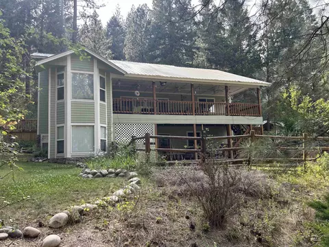 197 Scriver Woods Rd, Garden Valley, ID 83622