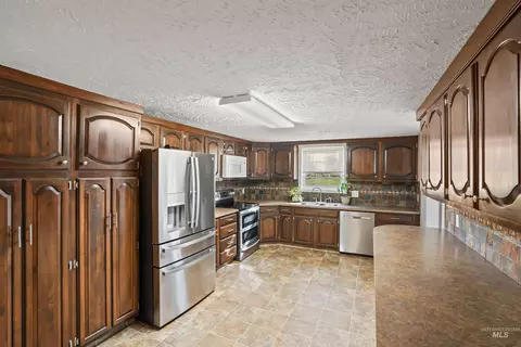 Kitchen - 850 E 500 S, Declo, ID 83323 photo 3 of 3