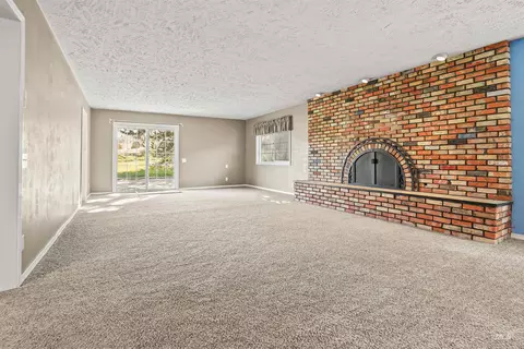 Living - 850 E 500 S, Declo, ID 83323 photo 5 of 5