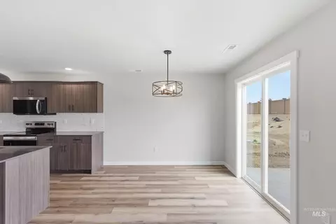 Dining - 7435 W Newtown Dr, Eagle, ID 83616 photo 1 of 1