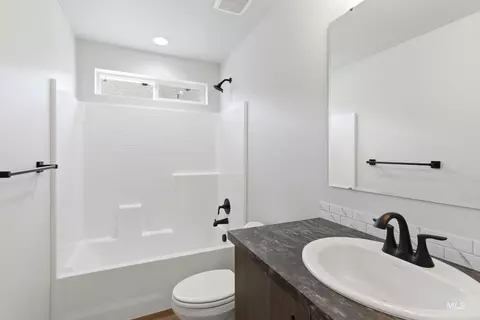 Bath - 7435 W Newtown Dr, Eagle, ID 83616 photo 3 of 3