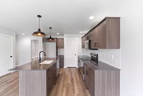 Kitchen - 7435 W Newtown Dr, Eagle, ID 83616 photo 1 of 4