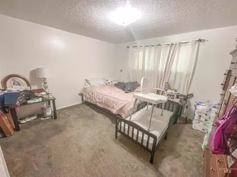 Bedroom - 227 E 17th St, Burley, ID 83318 photo 4 of 6