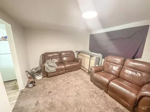 Living - 227 E 17th St, Burley, ID 83318 photo 2 of 4