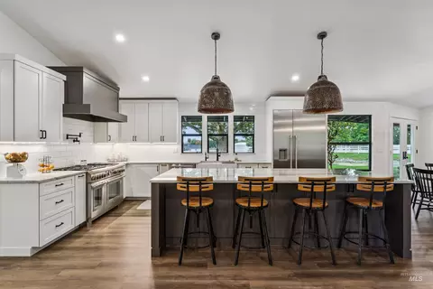 Kitchen - 1381 W Meander Dr, Eagle, ID 83616 photo 4 of 4