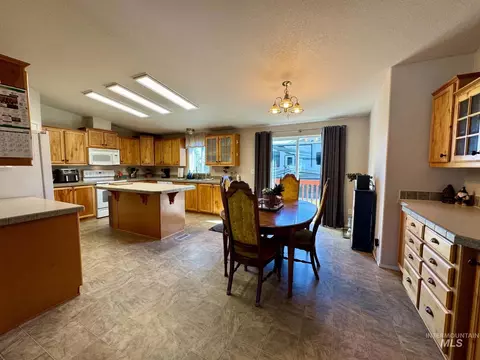 2207 Grelle Ave, Lewiston, ID 83501 photo 9