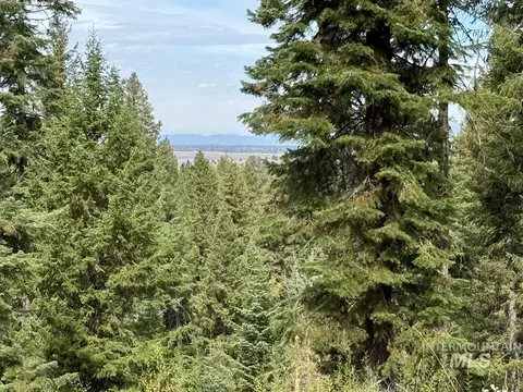 10 Crocus Ct, Cascade, ID 83611 photo 5