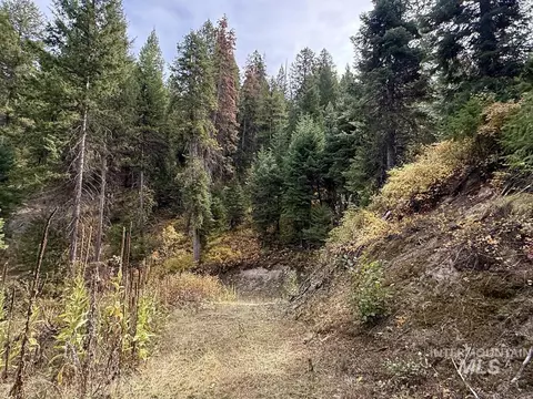 10 Crocus Ct, Cascade, ID 83611 photo 7