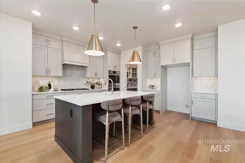 Kitchen - 6391 W Largo Dr, Eagle, ID 83616 photo 1 of 2