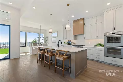 Kitchen - 6524 W Largo Dr, Eagle, ID 83616 photo 1 of 2
