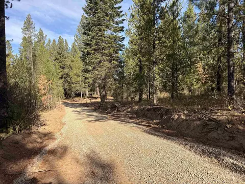 34 Laurins Ln, Cascade, ID 83611 photo 21
