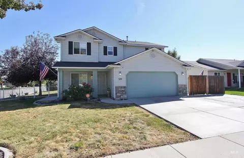 570 N Sourwood Ave, Kuna, ID 83634