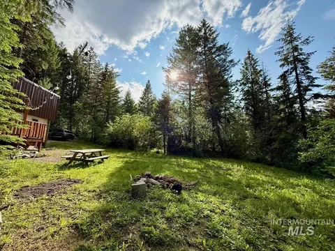 8 Kathleen Way, Cascade, ID 83611 photo 5