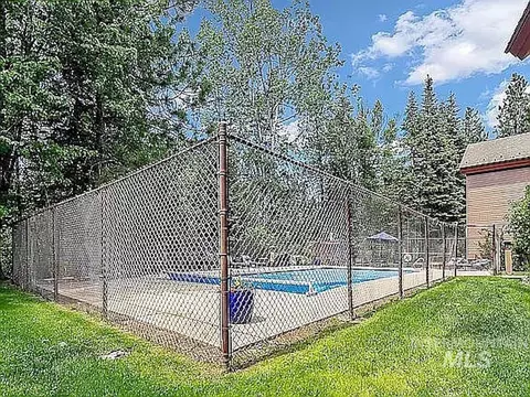 Exterior - 302 Mather Rd #C-3, Mccall, ID 83638 photo 3 of 3