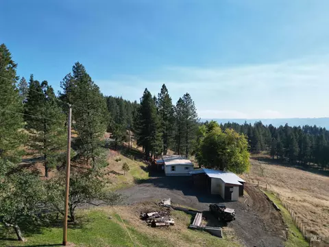 4099 Lakeview Rd, Orofino, ID 83544