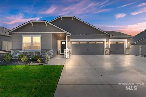 1914 N Perth Ave, Middleton, ID 83644