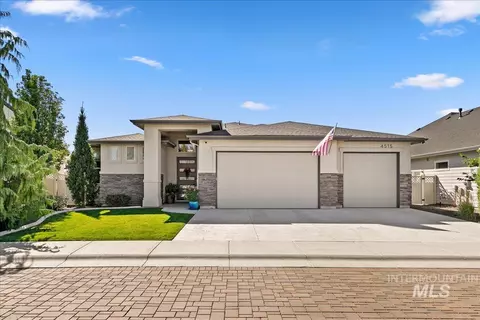 4515 W Cedar Grove Dr, Meridian, ID 83646