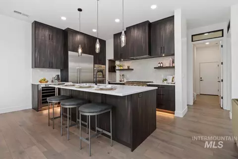 Kitchen - 1302 S Dorset Ln, Eagle, ID 83616 photo 1 of 6