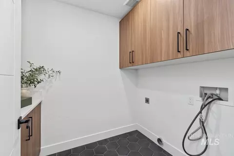 Other - 1302 S Dorset Ln, Eagle, ID 83616 photo 4 of 5