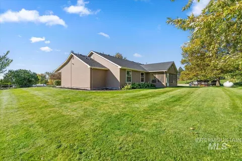 Exterior - 24240 Tiger Ln, Caldwell, ID 83607 photo 2 of 12