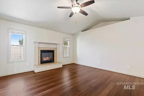 Living - 756 E Wild Lilac Ct, Kuna, ID 83634 photo 5 of 8