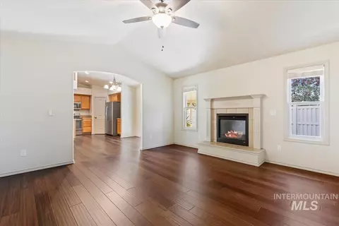 Living - 756 E Wild Lilac Ct, Kuna, ID 83634 photo 7 of 8